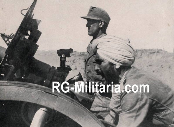Original WW2 German Bilderdienst Press Photo - Indian volunteers Legion Freies Indien, IR 950 PAK training, Atlantic Wall, France (1944)