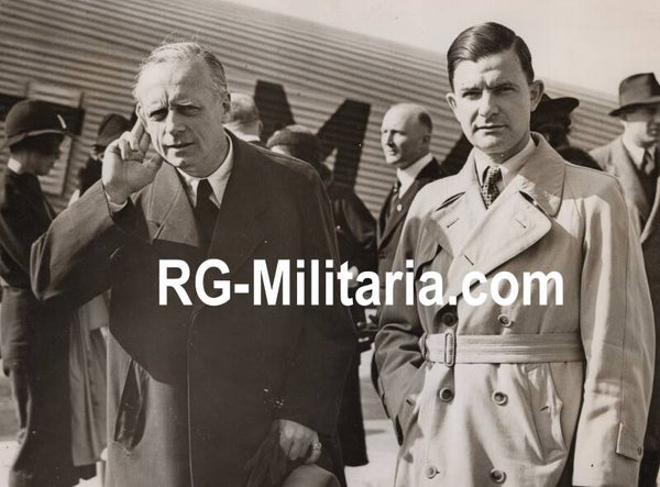 Original WW2 British Press Photo - Joachim von Ribbentrop with Ernst Bohle, NSDAP AO Ausland Organisation leader, in London (1937)