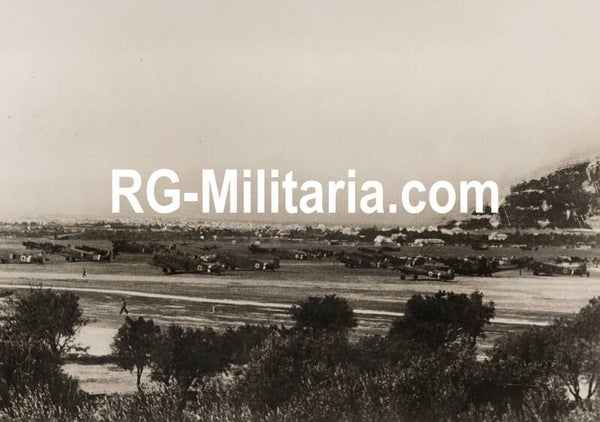Original WW2 German Press Photo - Junkers Ju 52 on an African airfield (1942)