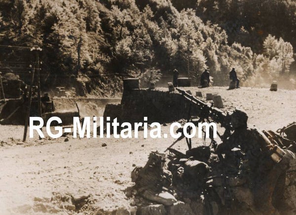 Original WW2 German Press Photo - MG34 gunners pioneers (1944)