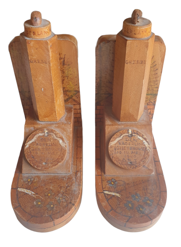 Bookend set Dutch WW2 memorial