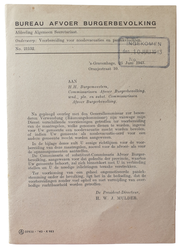 Document - ''preparation for emergency evacuations and panic flights''