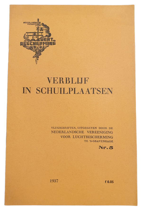 LBD - Luchtbeschermingsdienst brochure Nr. 5 ''Verblijf in Schuilplaatsen'' (1937)