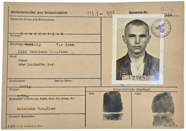 Original WW2 German Document - Registration card forced worker from Kiev, Ukraine (1942)