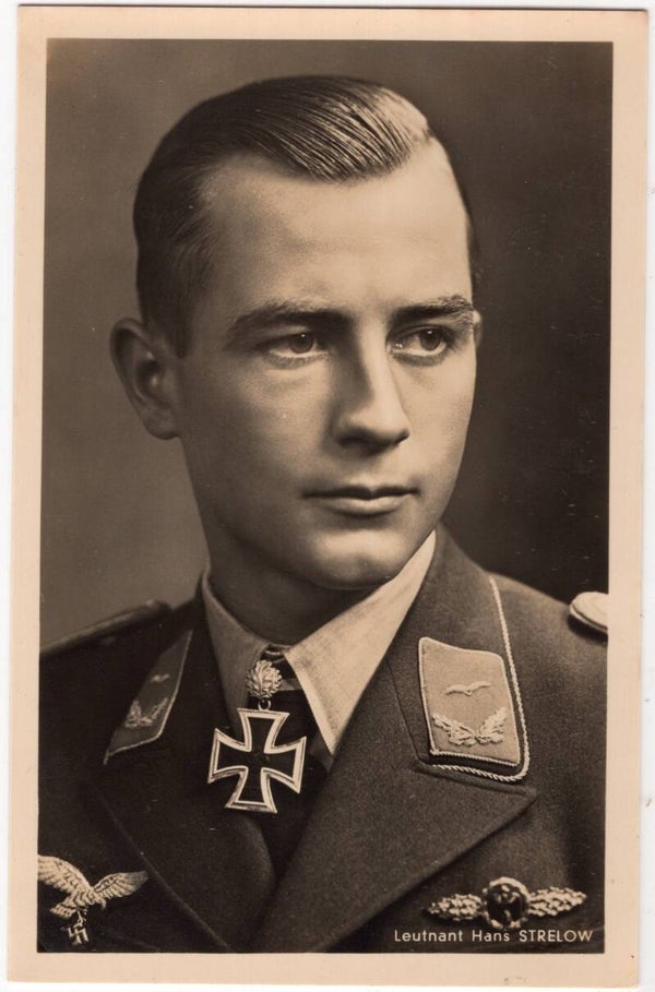 Original WW2 German Postcard - Luftwaffe Knights cross wearer Leutnant Hans Strelow
