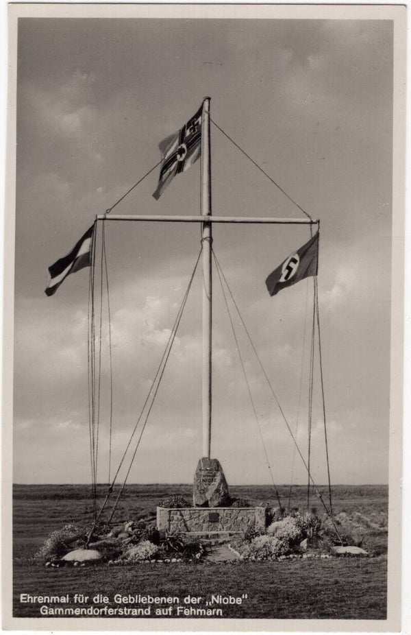 Original WW2 German Postcard - Ehrenmal für die Gebliebenen der Niobe (1932)