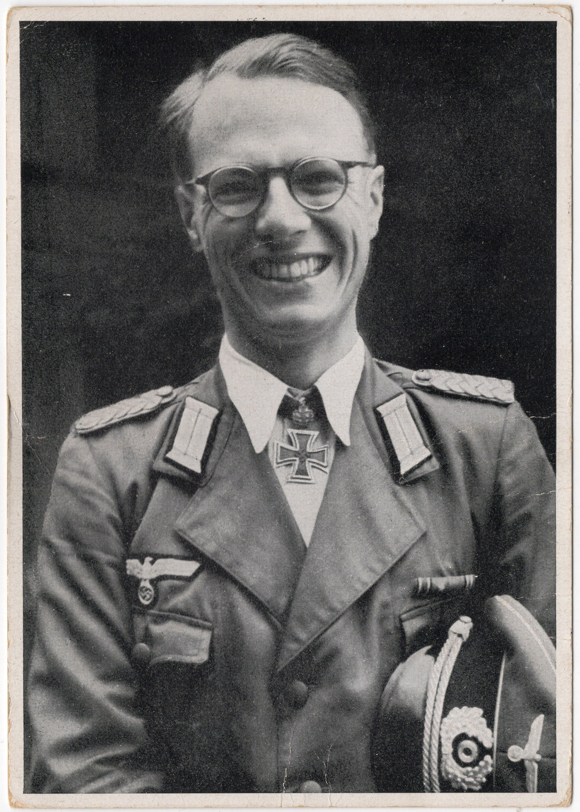 Original WW2 German Postcard - Wehrmacht Knights Cross wearer Major d. R. Dr. Eberhard Zahn (1944)