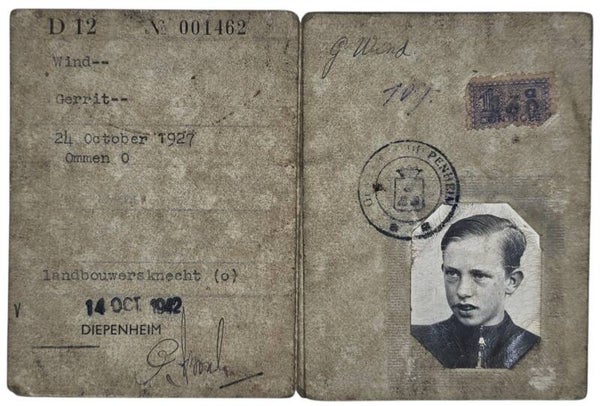 Original WW2 Dutch ID card - Persoonsbewijs Diepenheim, Ommen, Stamped (1942)
