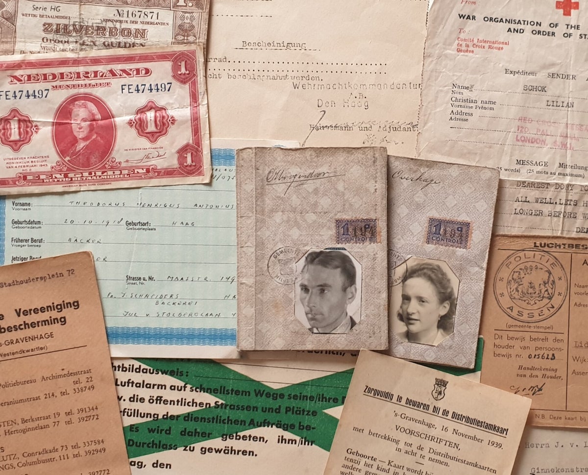 WW2 Documents - Paperwork - Photos and Militaria - RG-Militaria.com