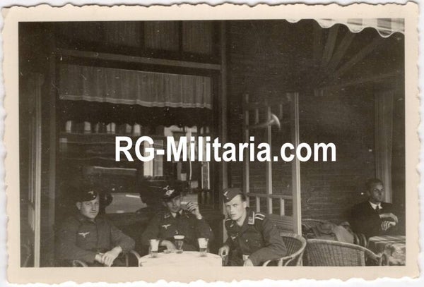 Original WW2 German Photo - German soldiers in Breda, Holland (1940)