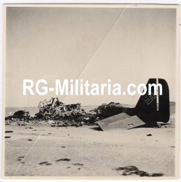 Original WW2 German Photo - Crashed Junkers JU 52 on a beach near Scheveningen, Holland, May (1940)