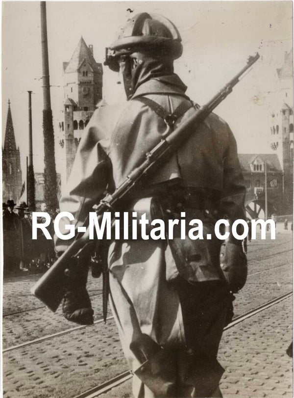 Original WW2 British Press Photo - NSKK Guard in Germany