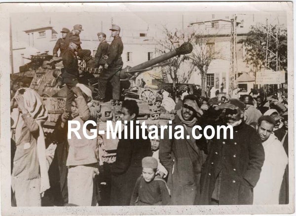 Original WW2 German Press Photo - German Panzer IV tank in Tunesia (1942)