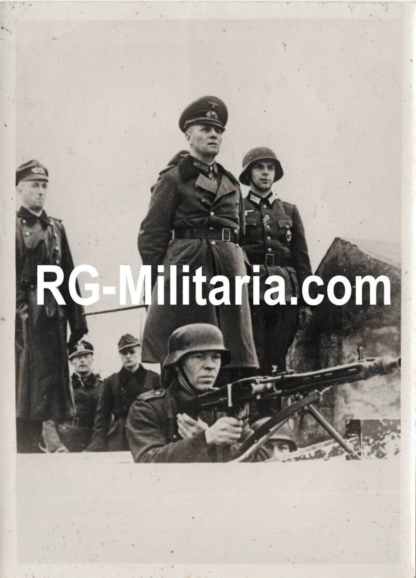 Original WW2 French Press Photo - Erwin Rommel inspecting troops on the Atlantikwall in France (1944)