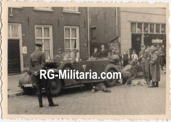 Original WW2 German Photo - German Luftwaffe car in Eindhoven, Holland
