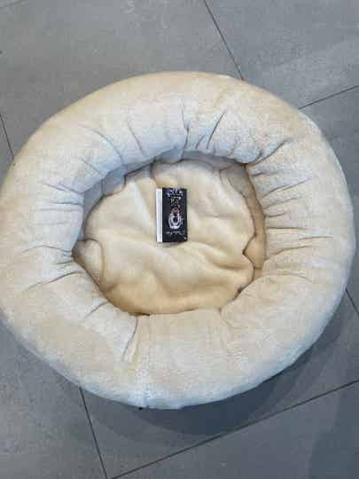 Donut beige 50cm