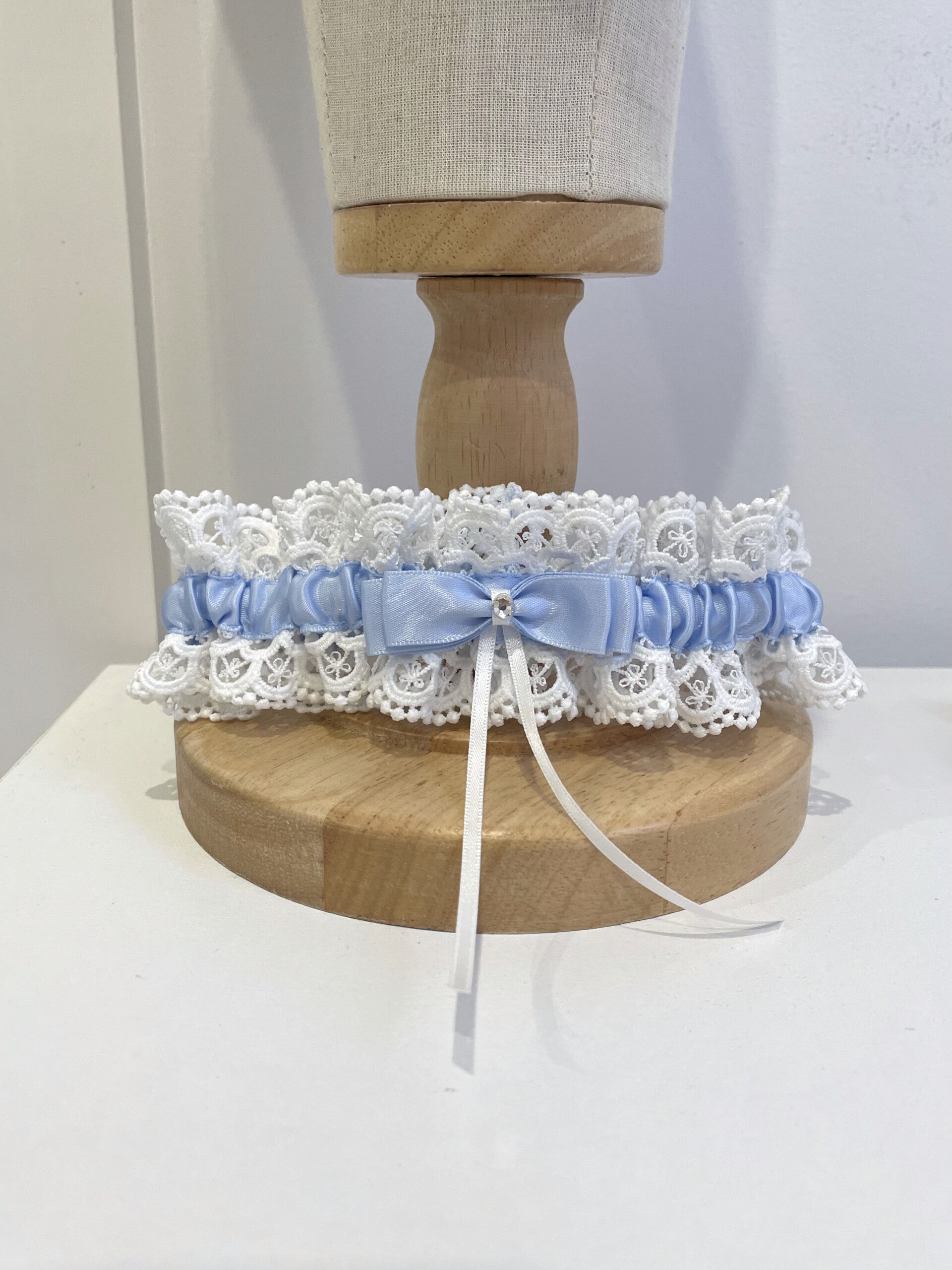 Garter 1