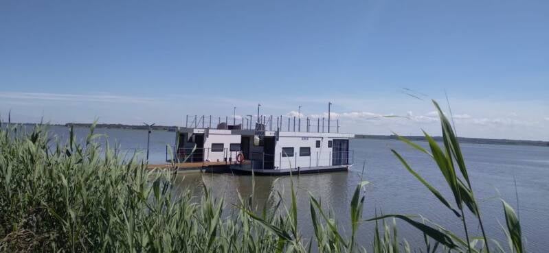 houseboat-occasion-21-9-standard.jpg
