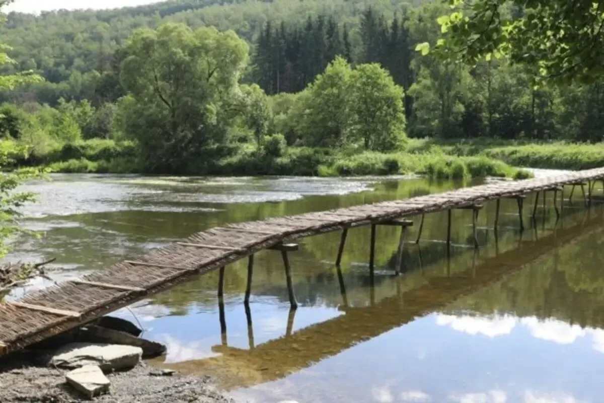 Pont de Claies Camping Le Trou du Cheval