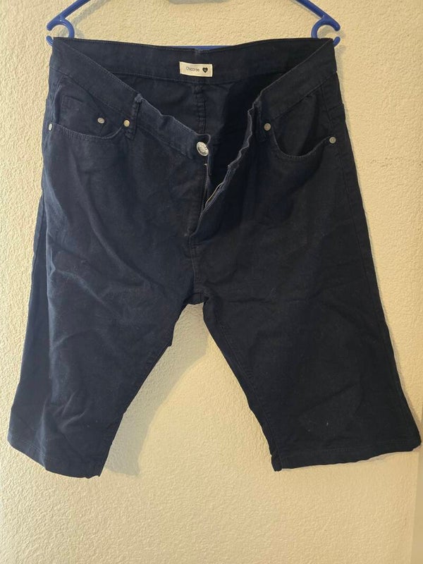 Chicorée Dunkel Blaue Bermuda Shorts- Grösse XL