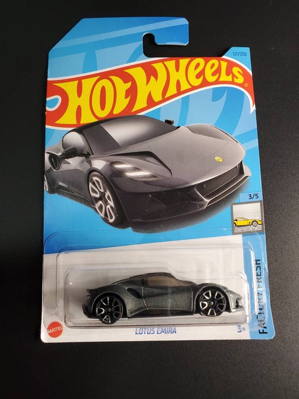 LOTUS EMIRA