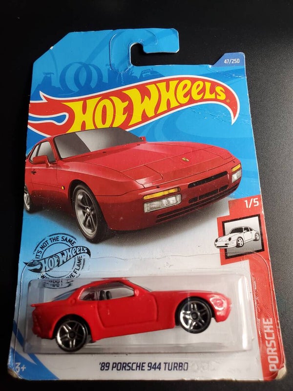 89 PORSCHE 944 TURBO