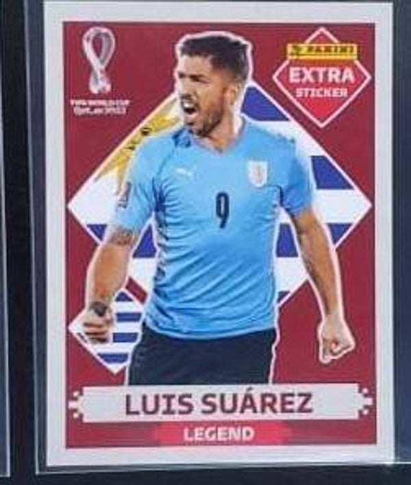 XTRA STICKER /  LEGEND BASE LUIS SUAREZ