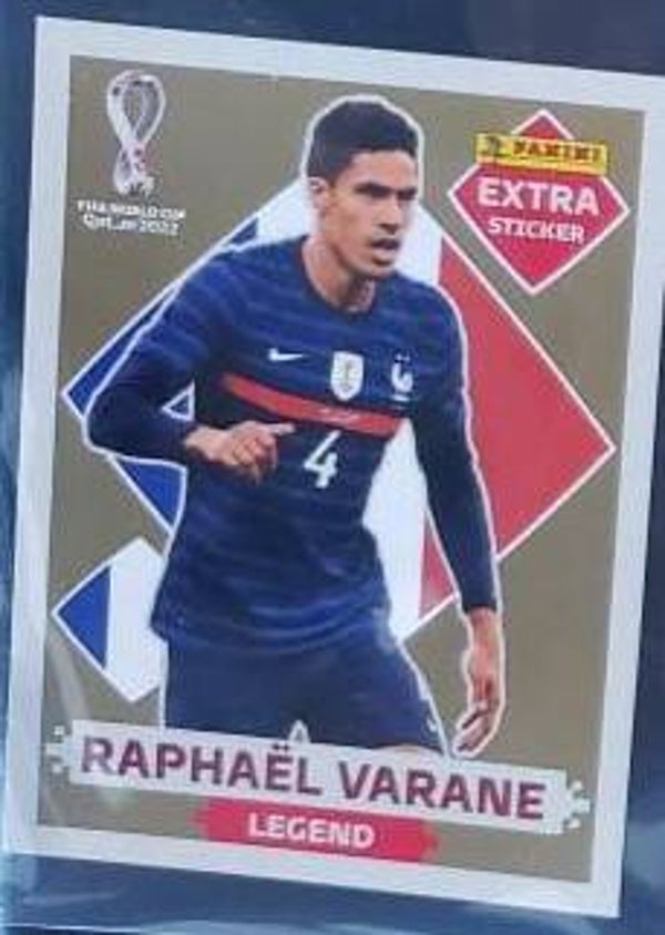 XTRA STICKER /  LEGENDS ORO RAPHAEL VARANE