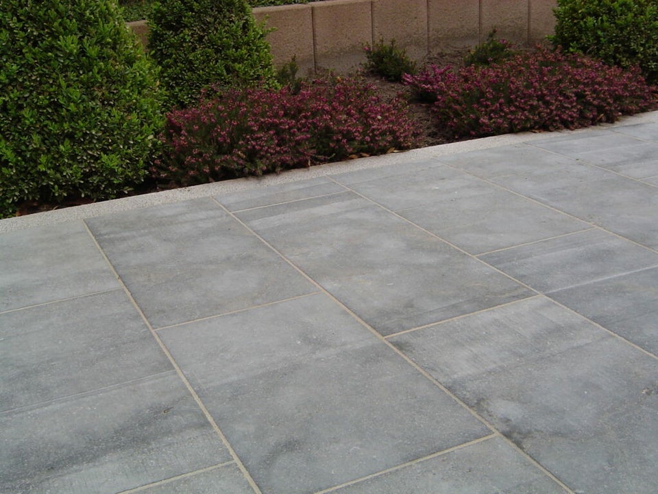 Kilkenny Limestone Paving Sanded Galway Stone