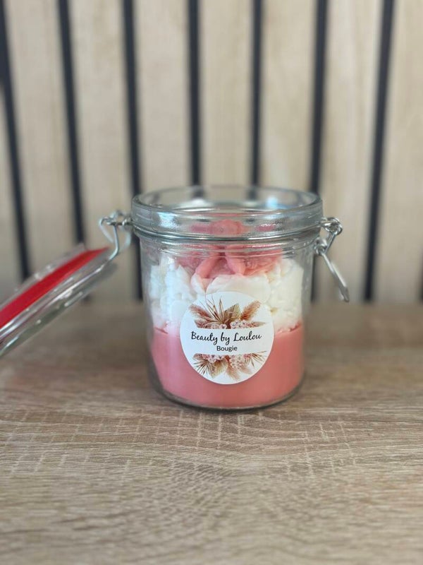 Bougie chantilly cerise