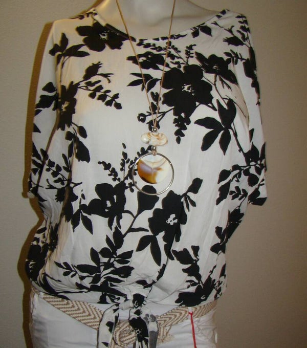Luchtige witte top/blouse met korte mouw