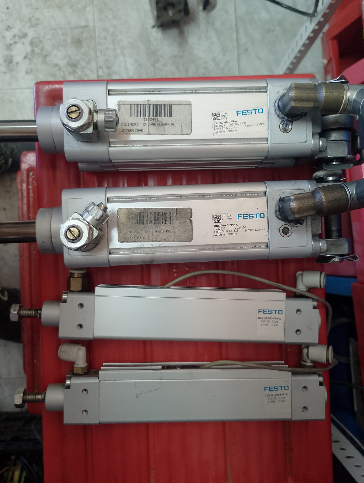 CILINDRO NORMALIZADO DCN-40-60-PPV-A