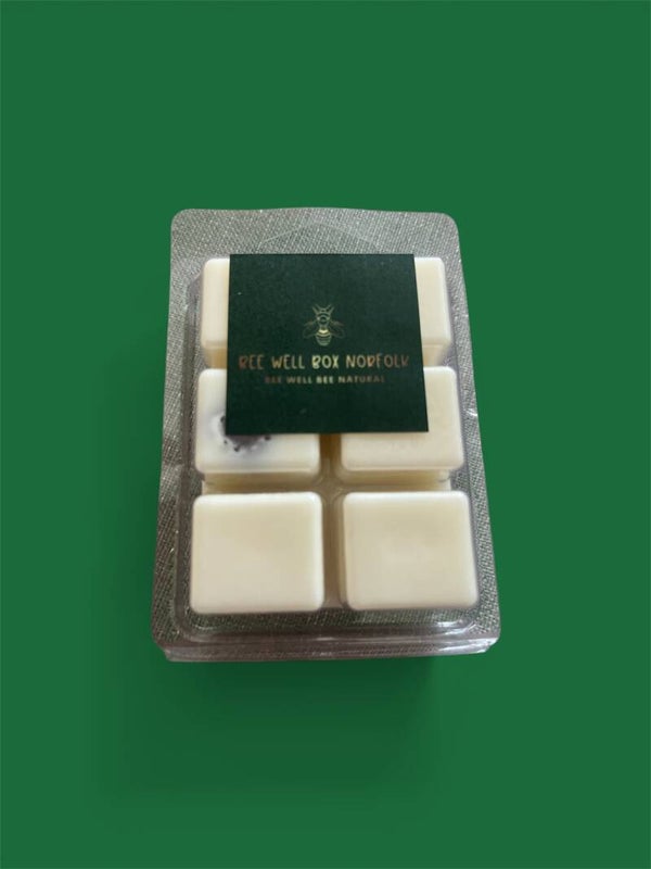 Precious stone Tabako and Vanilla wax melt clam shell