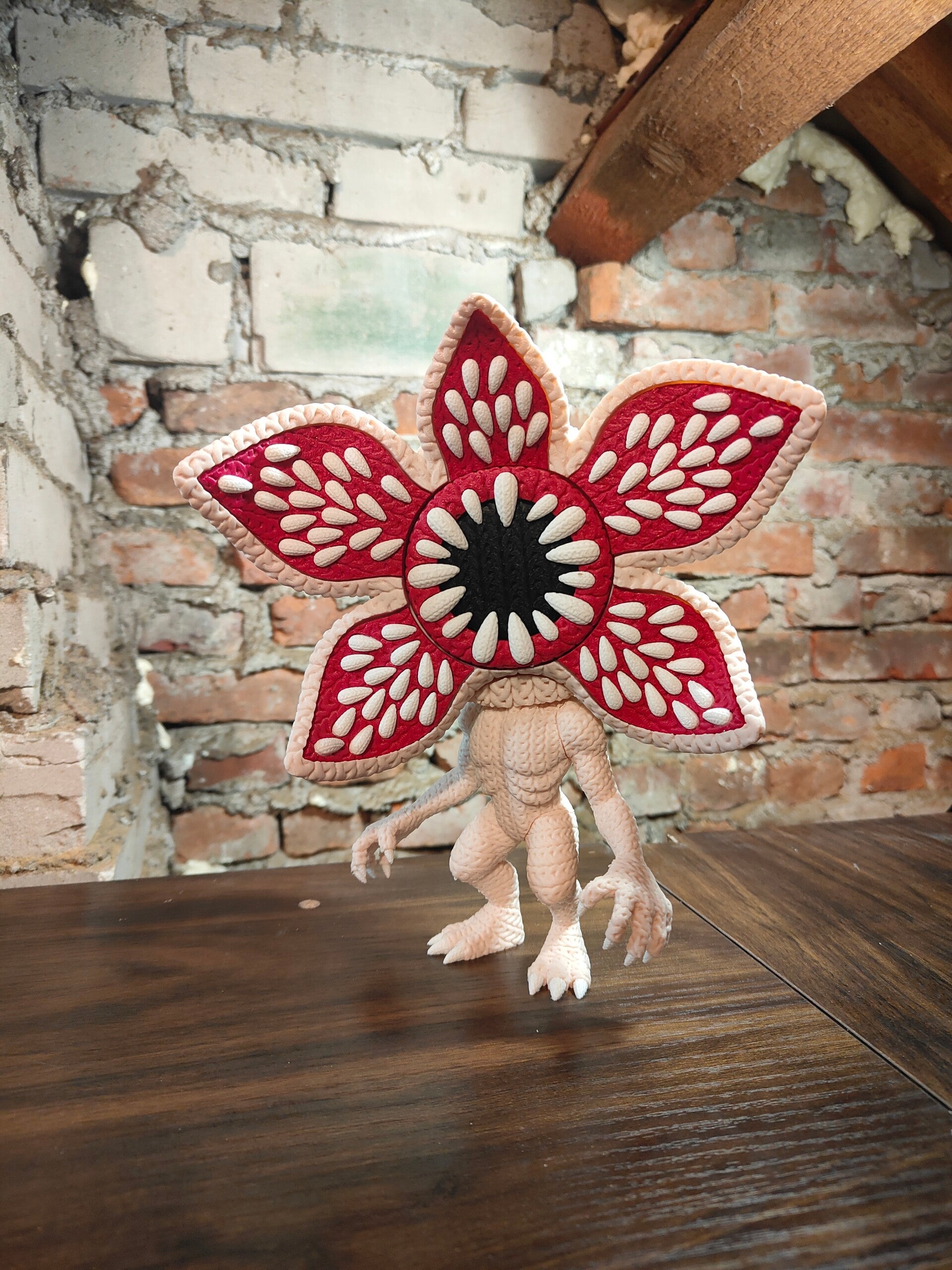 Demogorgon (knitted)