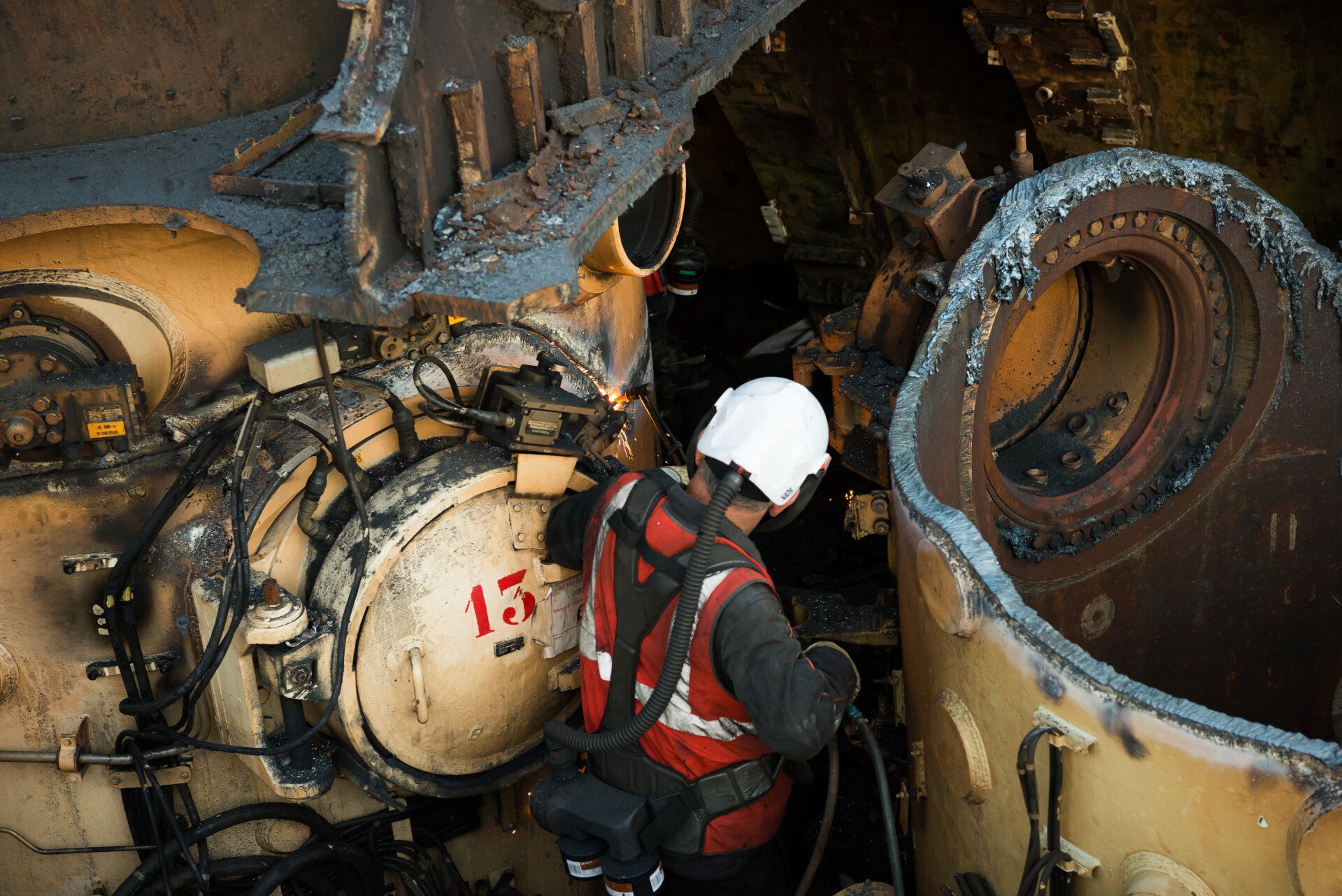 Découpe au chalumeau de ferraille lourde