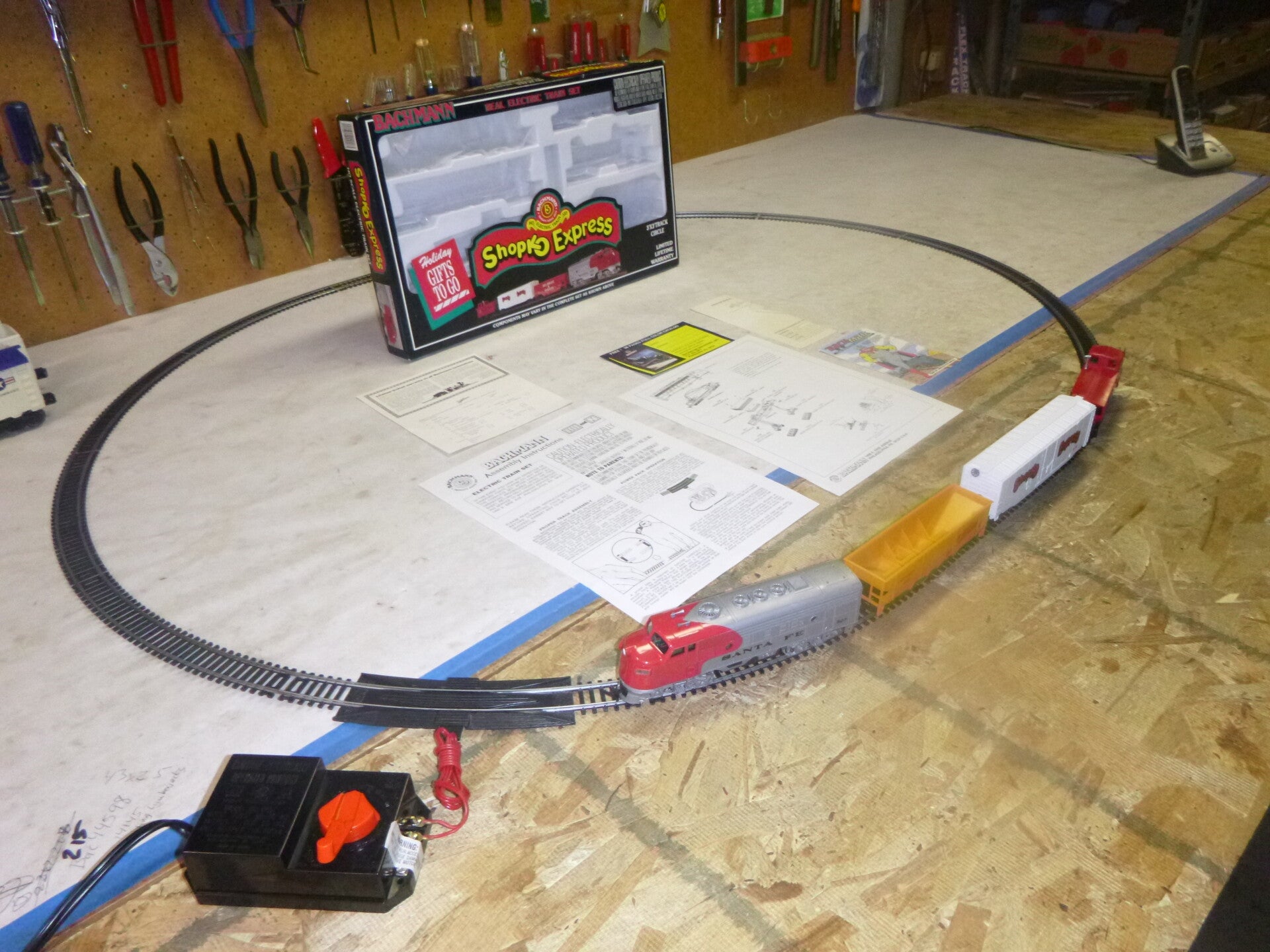 Brand new never run Bachmann HO scale Shopko Express oval train set IOB #20