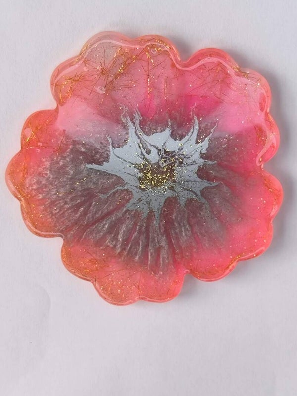 „3D-Blüte“ – Neonpink & Silber-Effekt