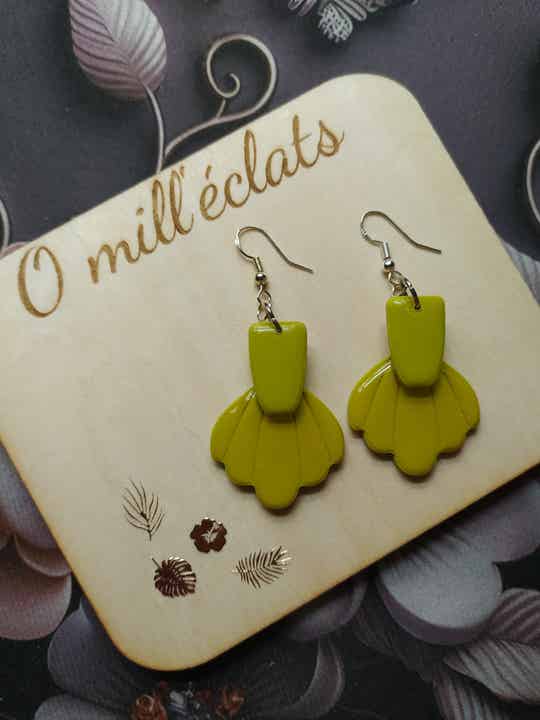 Boucles d'oreilles pendantes Nymphe d'olive Argile polymère pro vert Acier inoxydable or
