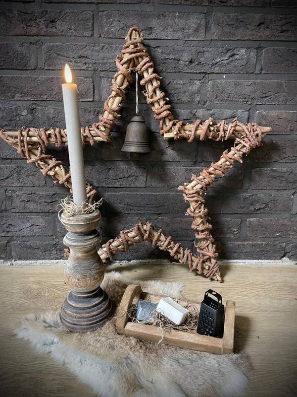 Decoratieve houten hanger bel nr. 2118