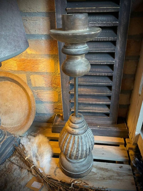 Houten kandelaar nr. 2165