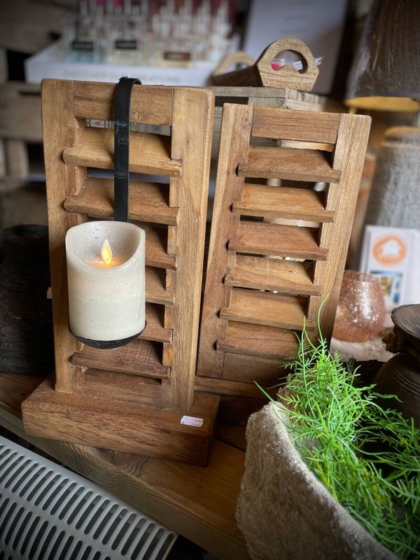 Louvre luik op voet nr. 2133