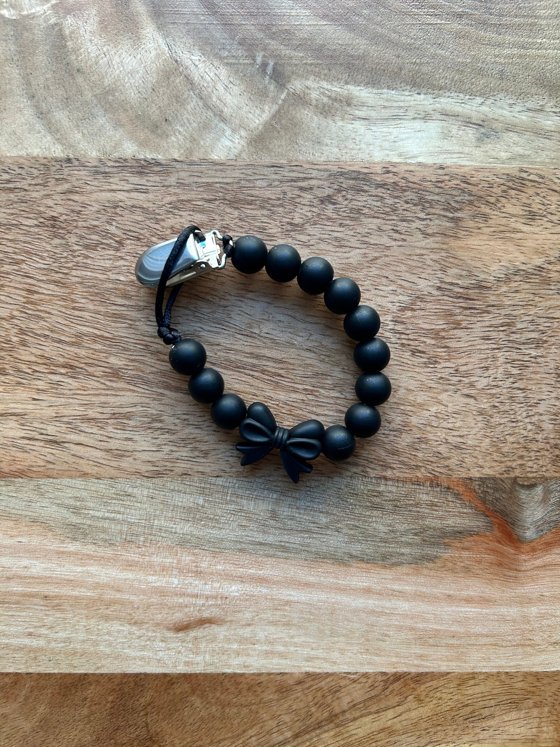 Tuttinauha, rusetti, musta