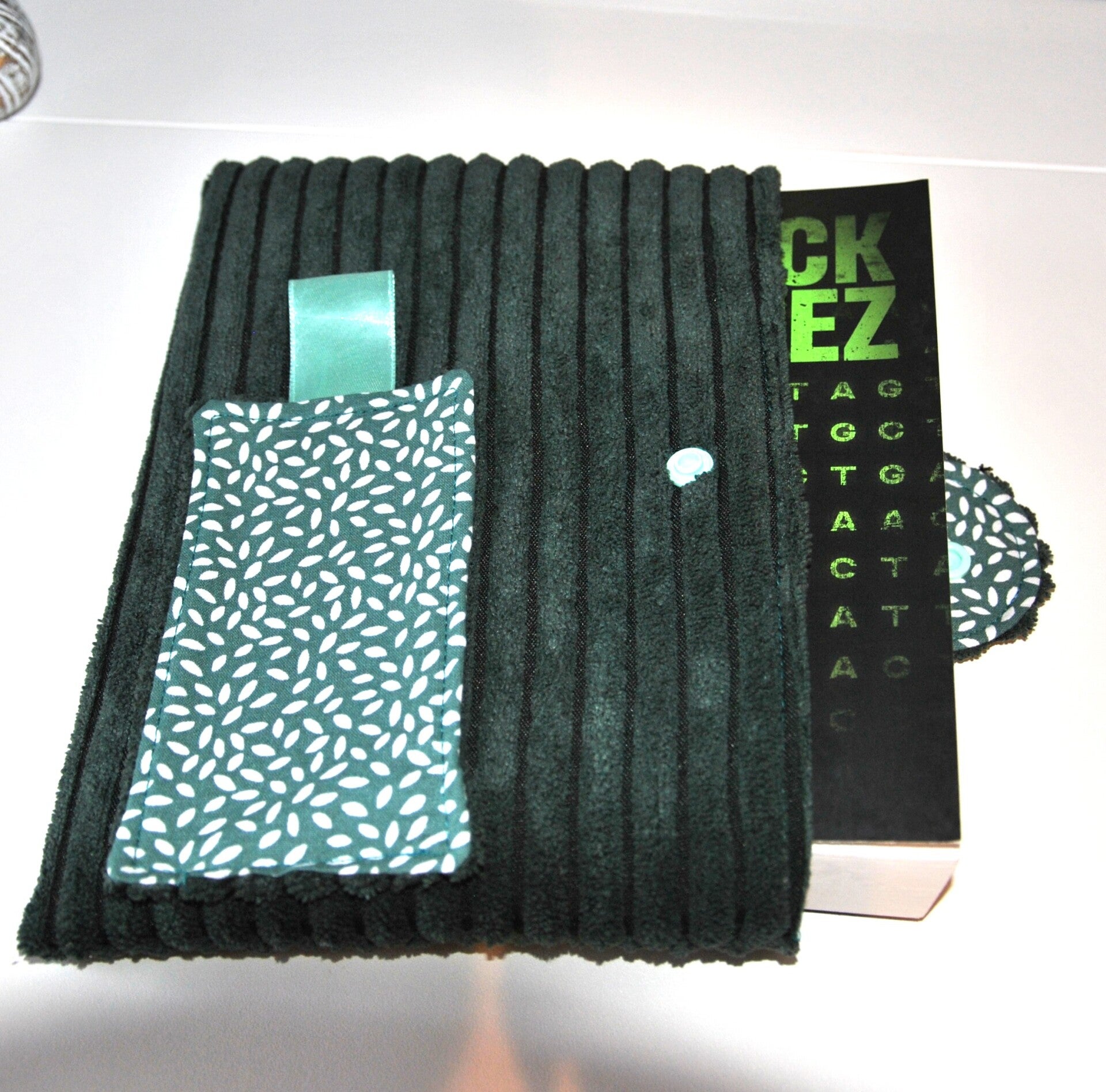 Pochette Pocket Livre + Son marque page