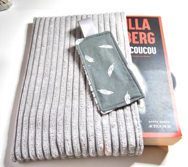 Pochette à livre + Marque Page