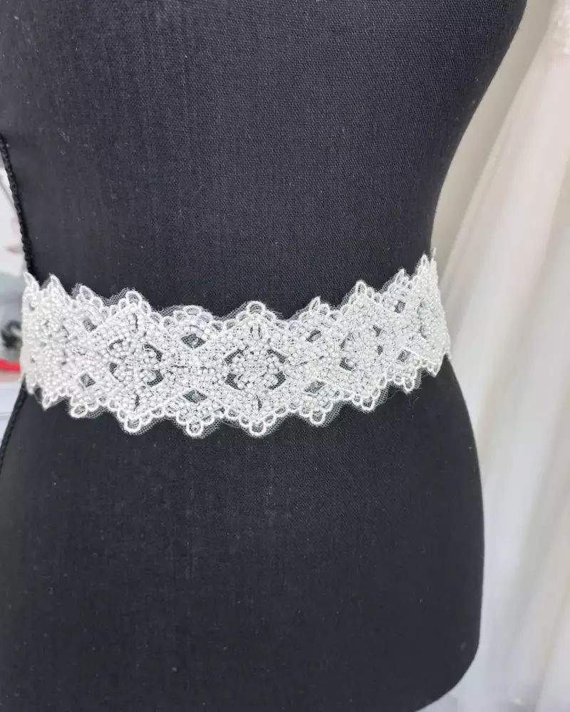 Braut Accessoires bülach, Braut Gürtel zürich, brautkleid Gürtel bülach, brautmodegeschäft Zürich, Gürtel Hochzeitskleid Zürich 