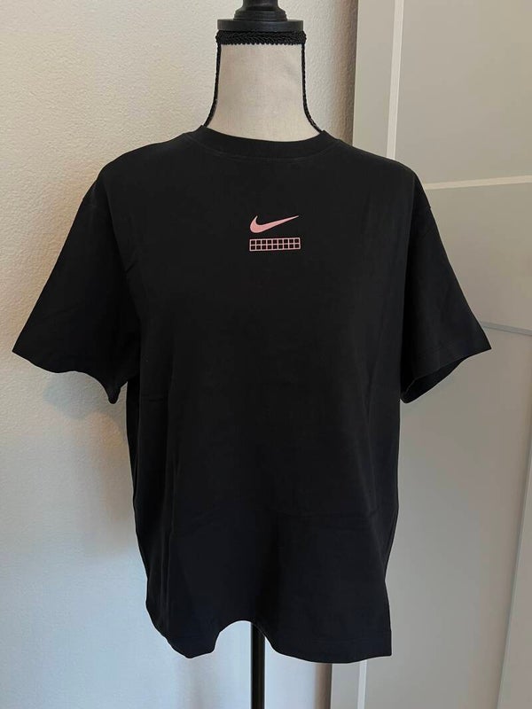 NIKE T-SHIRT IN SCHWARZ, GRÖSSE S