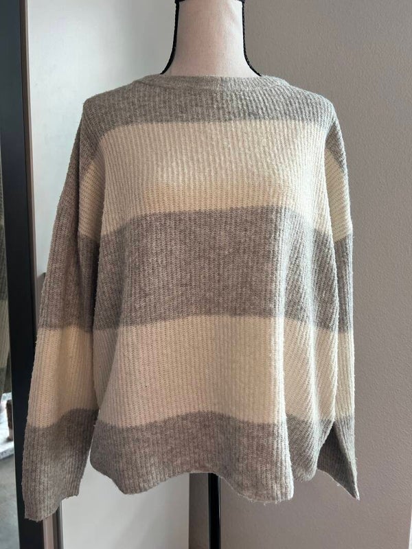 Gestreifter, super flauschiger Pullover von Vero Moda – Grösse S