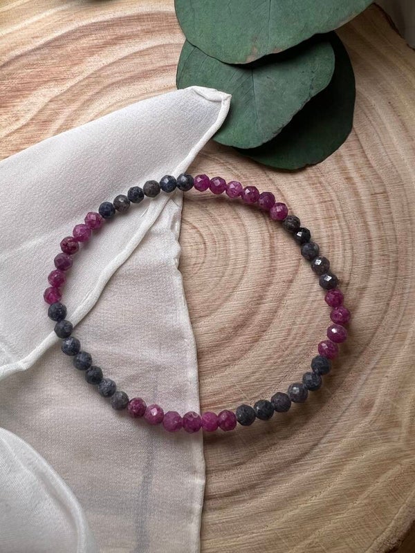 Korund · facettiert · 4 mm