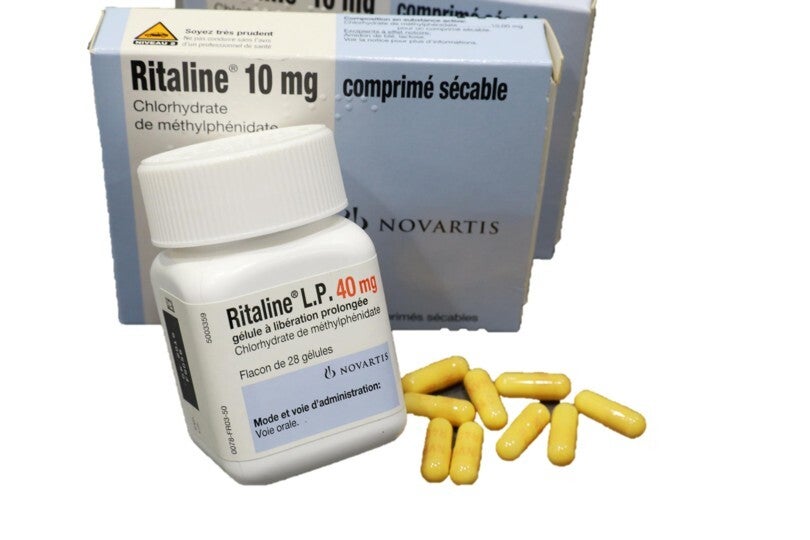 Les études cliniques ont démontré que les traitements médicamenteux sont efficaces. Ils diminuent notamment les risques de sous-performances scolaires, d’accidents ou encore de troubles dépressifs et de suicides. Leurs effets indésirables sont généralemen