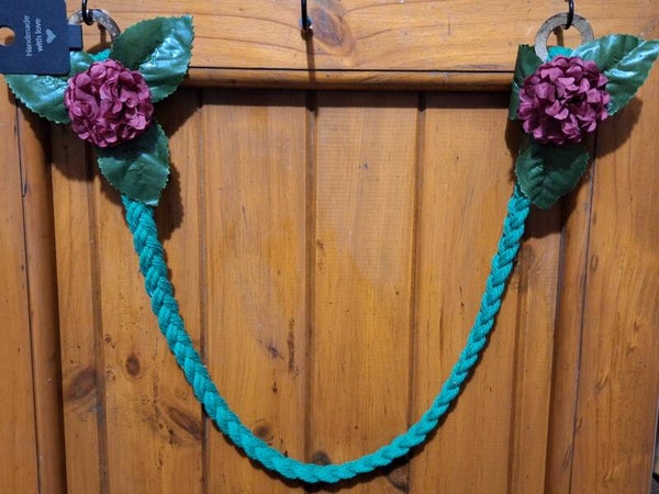 ~Emerald Green - Burgundy Flowers~